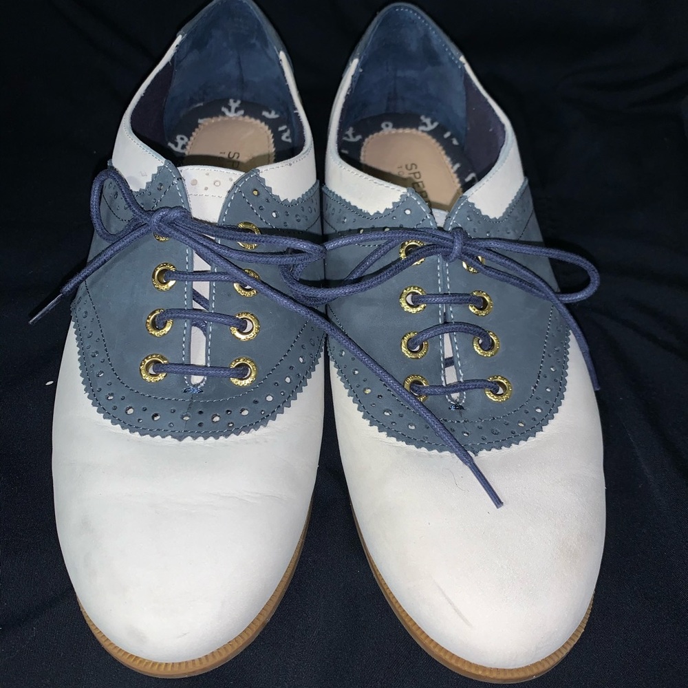 Women’s sperrys